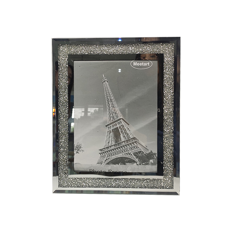 Exquisite photo frame
